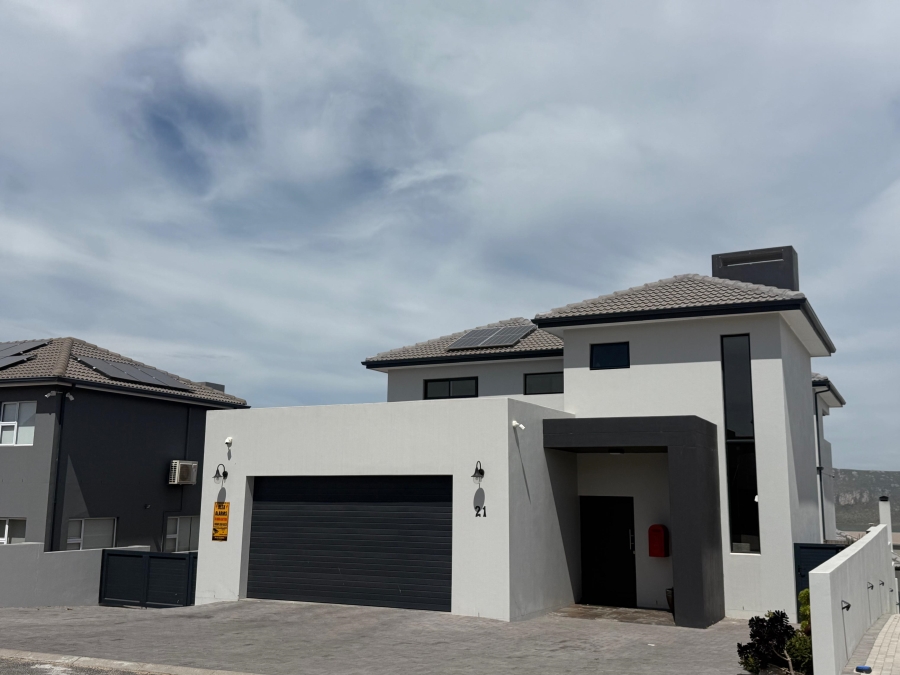 5 Bedroom Property for Sale in Myburgh Park Western Cape